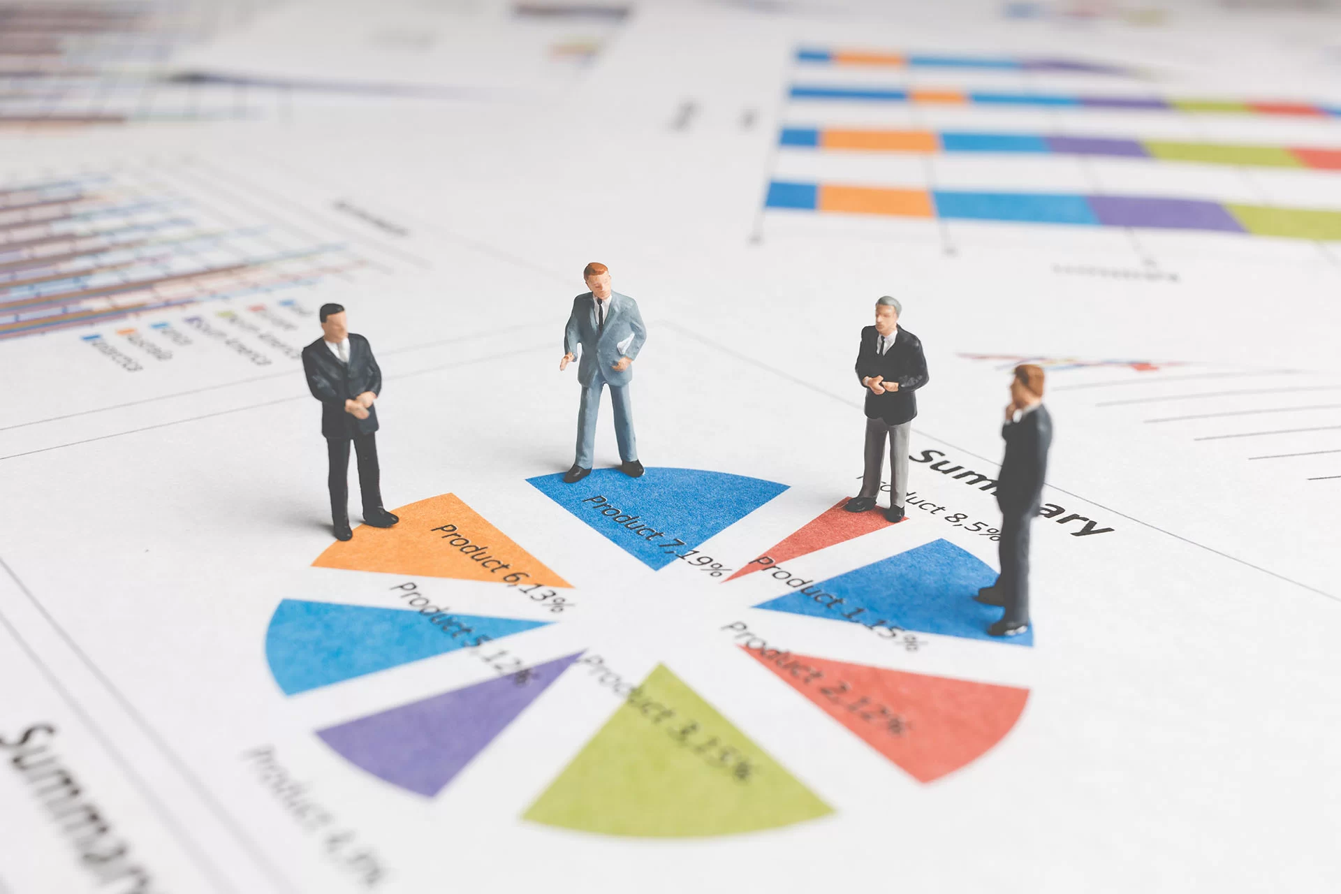 How to Use Competitor Analysis to Improve Your Digital Marketing Strategy 8 How to Use Competitor Analysis to Improve Your Digital Marketing Strategy - Featured Image